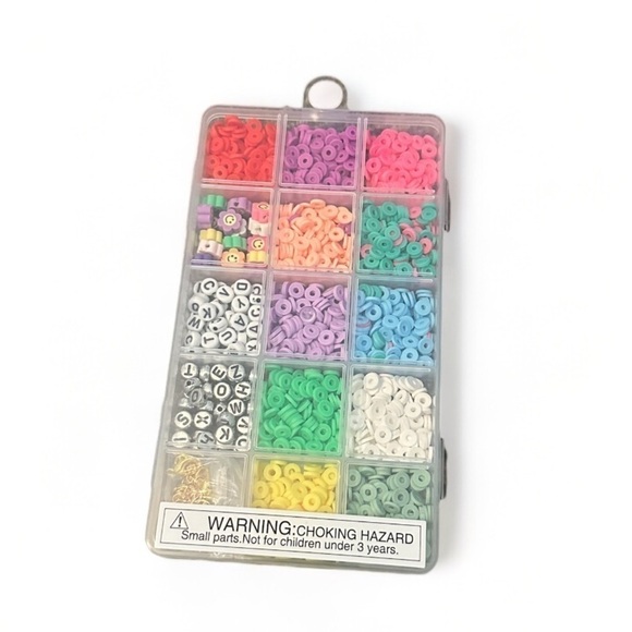 NWT Jewelry Bead Kit With Strings, Letters, Colorful Beads, and Flowers - Picture 1 of 8